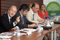 D’esquerra a dreta: Toni Brunet, d’Abertis; Pere Girbau, Fundació CEQUIP; José Maria Piqué, de Siemens; Mercedes Roldán, de Soadco Klockner; i Ana Fábregas, d’Alstom.