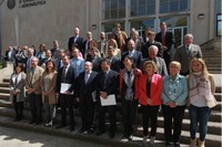 Fotografia de grup dels signataris de la segona declaració per la reindustrialització del Vallès Occidental