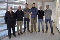 D’esquerra a dreta, els investigadors Joan Cabestany, Andreu Català, Albert Sama, Carlos Pérez, Daniel Rodríguez i Jaume Romagosa, del CETpD de la UPC, instal·lat al Campus de Vilanova i la Geltrú.