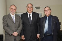 Junta directiva de l'ACUP. D'esquerra a dreta: Ferran Sancho, Roberto Fernández i Enric Fossas.