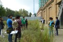 El grup d'estudiants d'Arquitectura Tècnica i Edificació, en una de les visites a Can Tiana