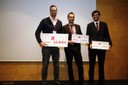 Els tres guanyadors dels premis BioEmprenedorsXXI.