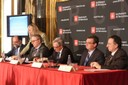De izquierda a derecha: Fernando Orejas, vicerrector de Política de Investigación de la UPC; Dídac Ramírez, rector de la UB; Xavier Trias, alcalde de Barcelona; David Norton, vicerrector de Investigación de la UF y Antoni Roca, director adjunto del ICGC.
