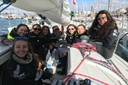 Imagen del equipo femenino en la regata EDHEC.