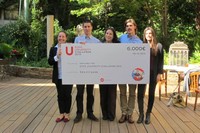 El equipo de estudiantes del máster en Ciencias en Energías Renovables (MSc RENE - Renewable Energy) de KIC InnoEnergy con el primer premio del concurso EDPR University Challenge